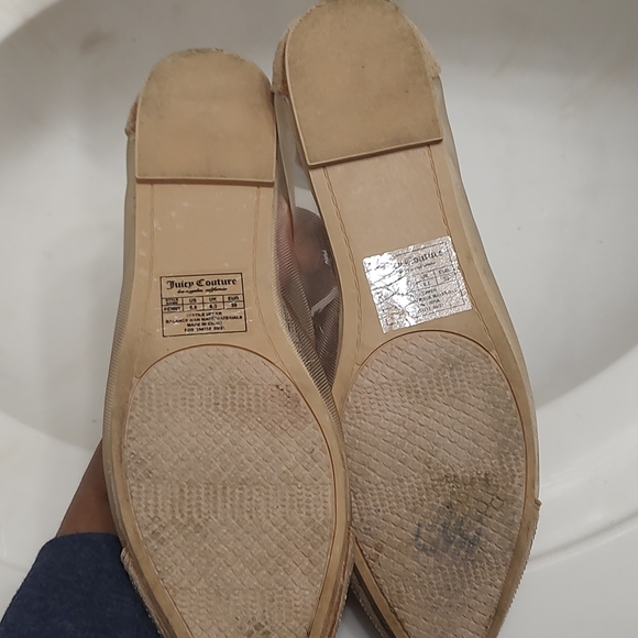 JUICY COUTURE ointed toe Flats,tan/gold, sheer fabric w/Sparkled "Juicy" on toes - Picture 4 of 7